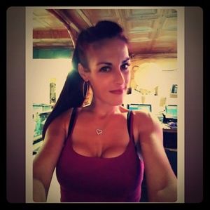 Meet your Posher, Alicia